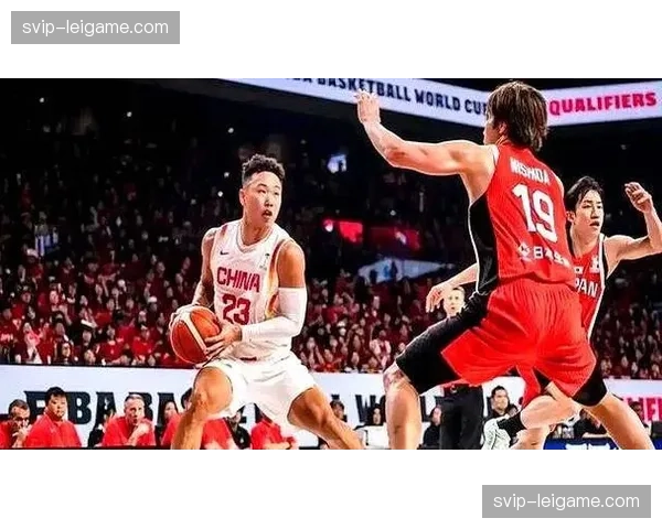 贺希宁关键球处理能力提升，从神经刀射手转型为领袖